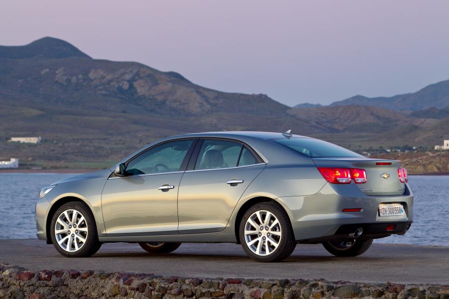  Chevrolet Malibu 2012 года  (EU) (фото 86 из 105)